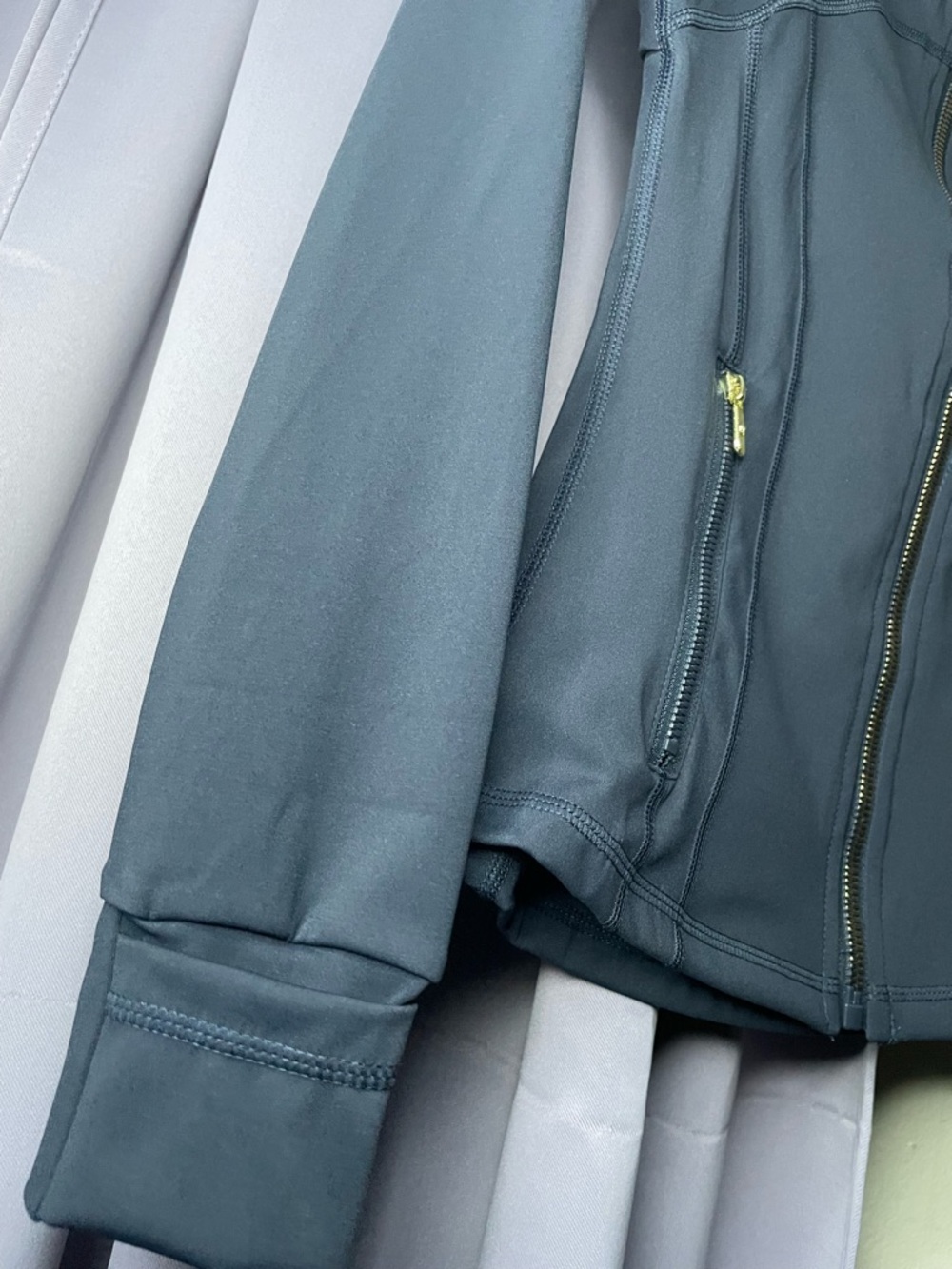 Lululemon Navy Zip-Up – Stylish & Cozy - Picture 3 of 4